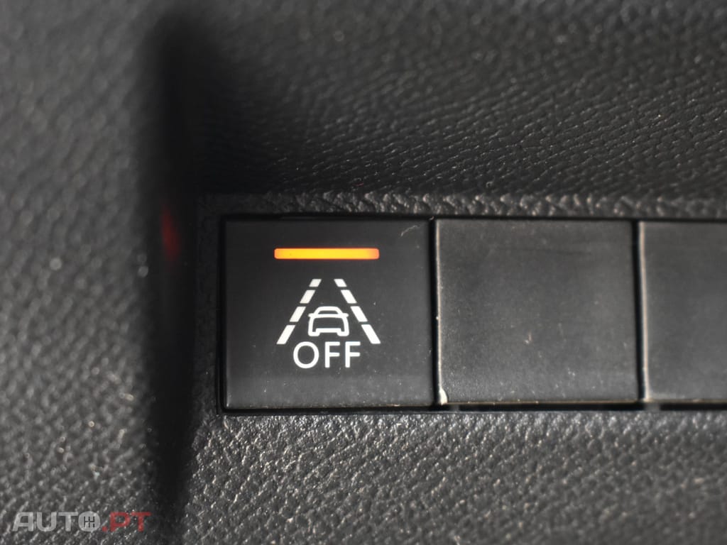 Peugeot E-208 50 kWh GT