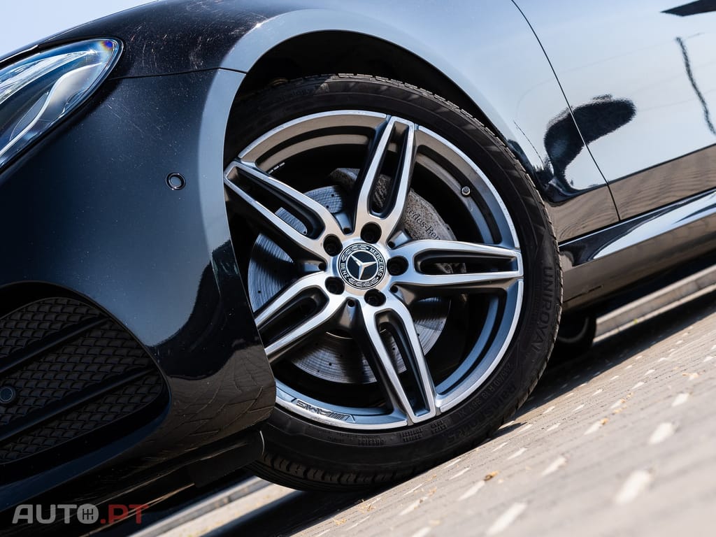 Mercedes-Benz E 220 d AMG Line 7L