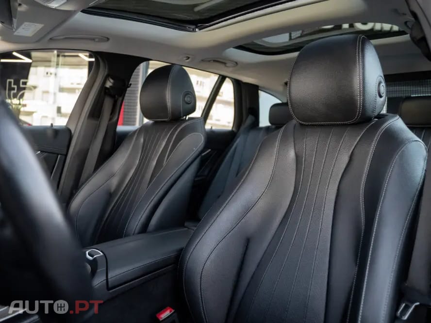 Mercedes-Benz E 300 de 9G-TRONIC AMG Line