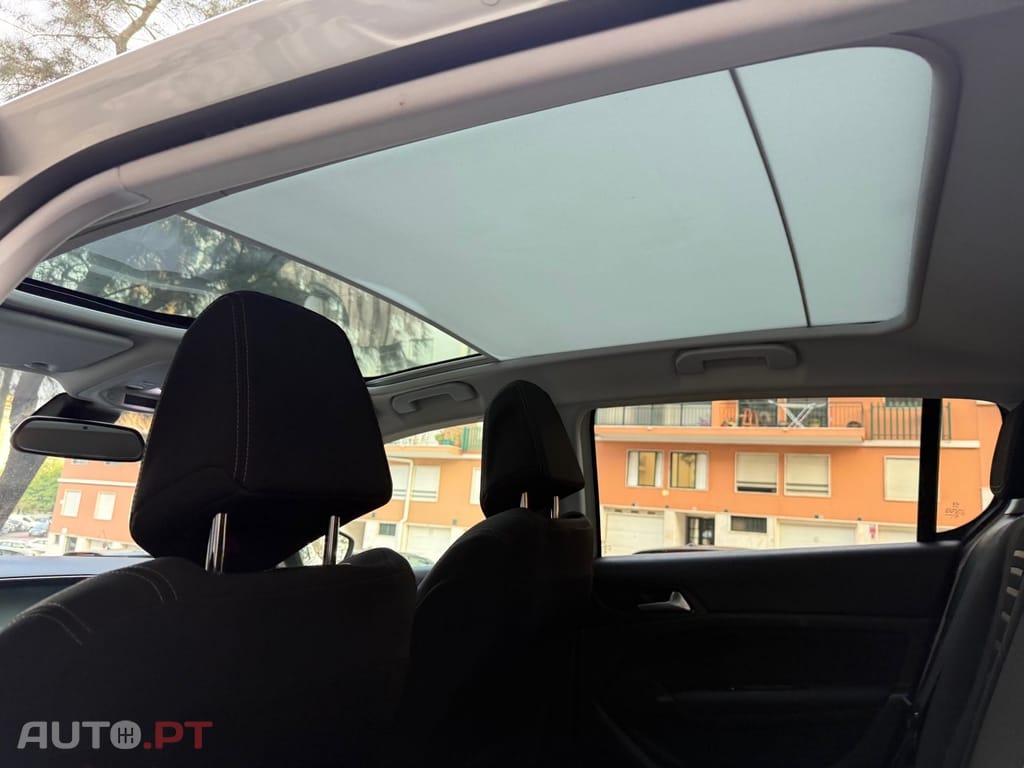 Peugeot 308 1.6 e-HDi Allure J18