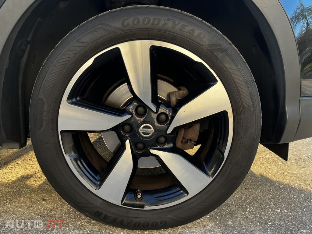 Nissan Qashqai 1.5 dCi N-Connecta 18 RS+PS
