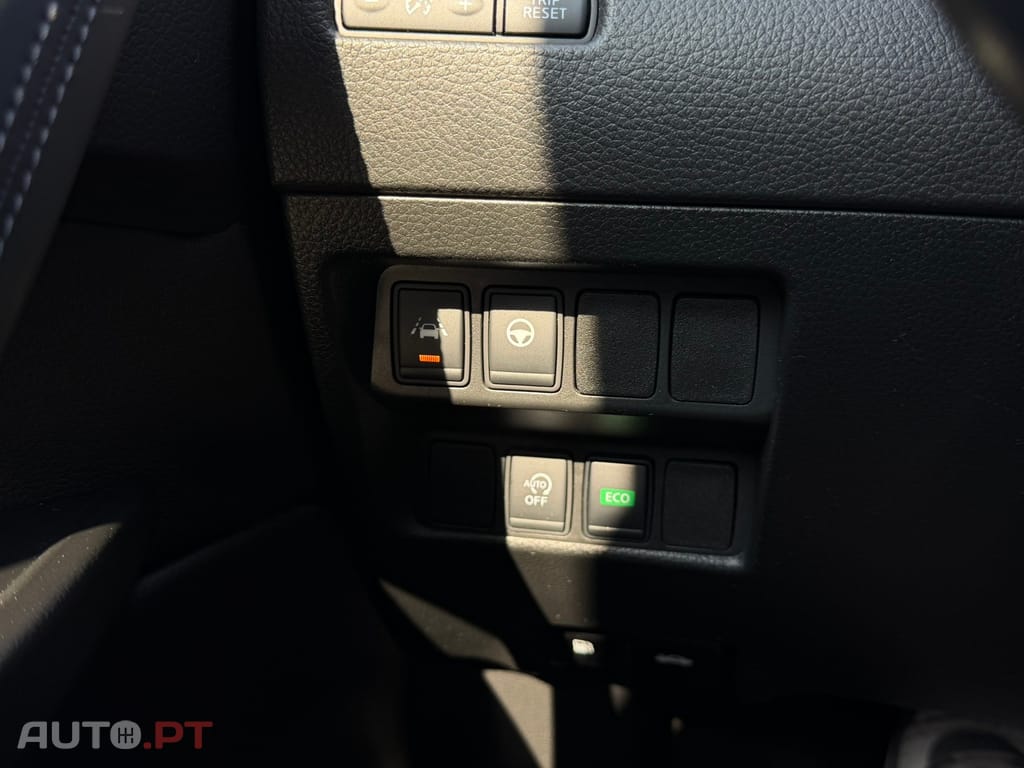 Nissan Qashqai 1.6 dCi Tekna Premium Pele Preta Xtronic