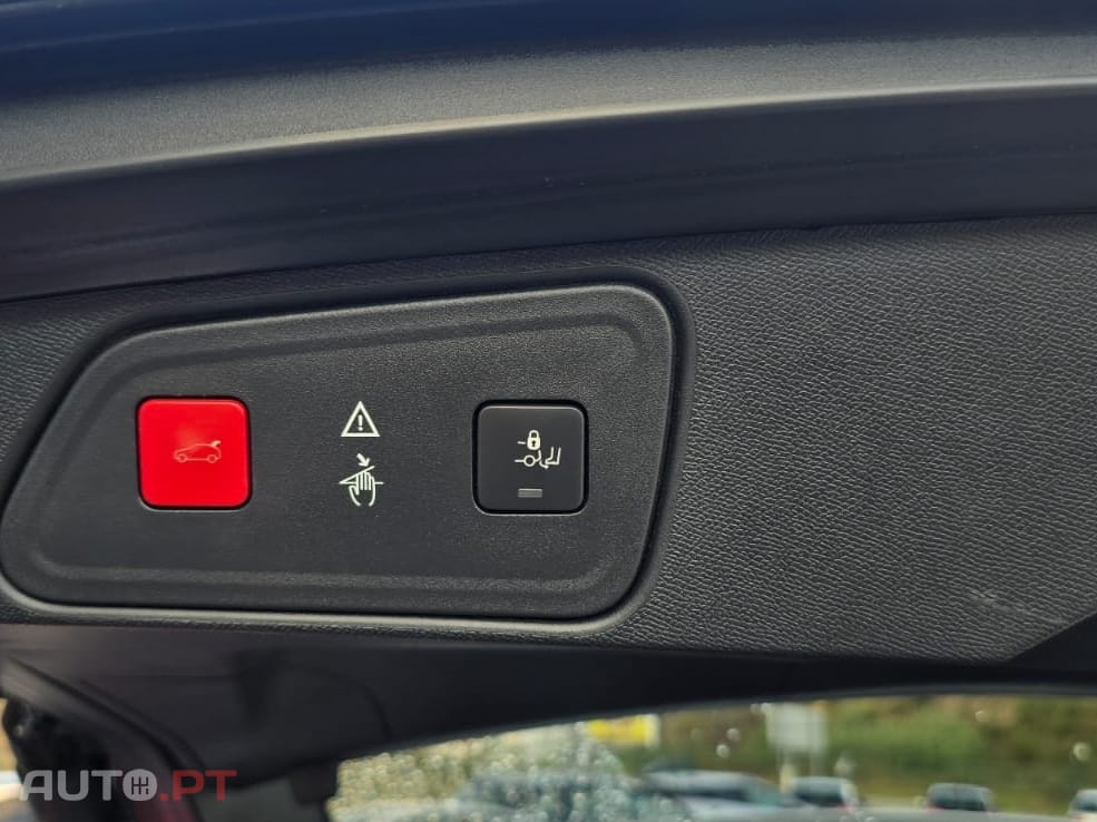 Peugeot 3008 1.6 BlueHDi Allure EAT6