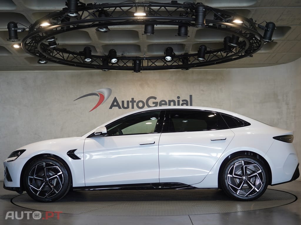 BYD Seal 82.5 kWh Design