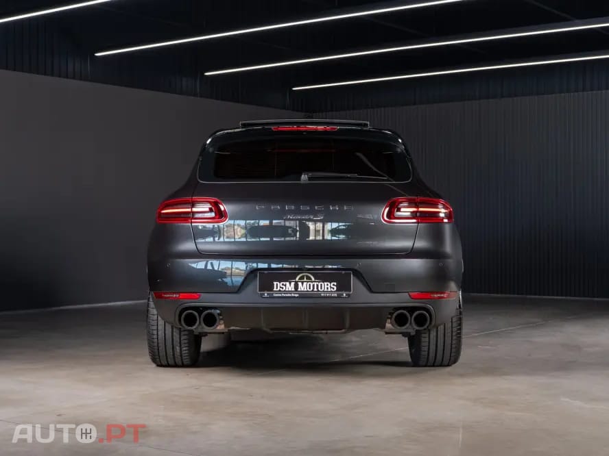 Porsche Macan S