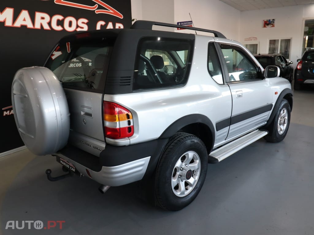 Opel Frontera 2.2 DTi Sport RS