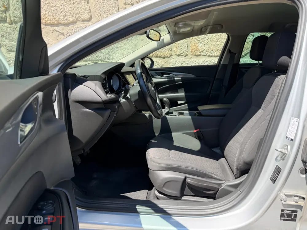 Opel Insignia 1.6 CDTi Dynamic