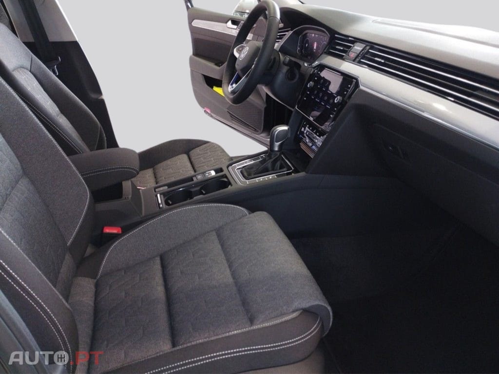 Volkswagen Passat Variant I.V.A DEDUTIVEL GTE 1.4 TSI e-Hybrid DSG  