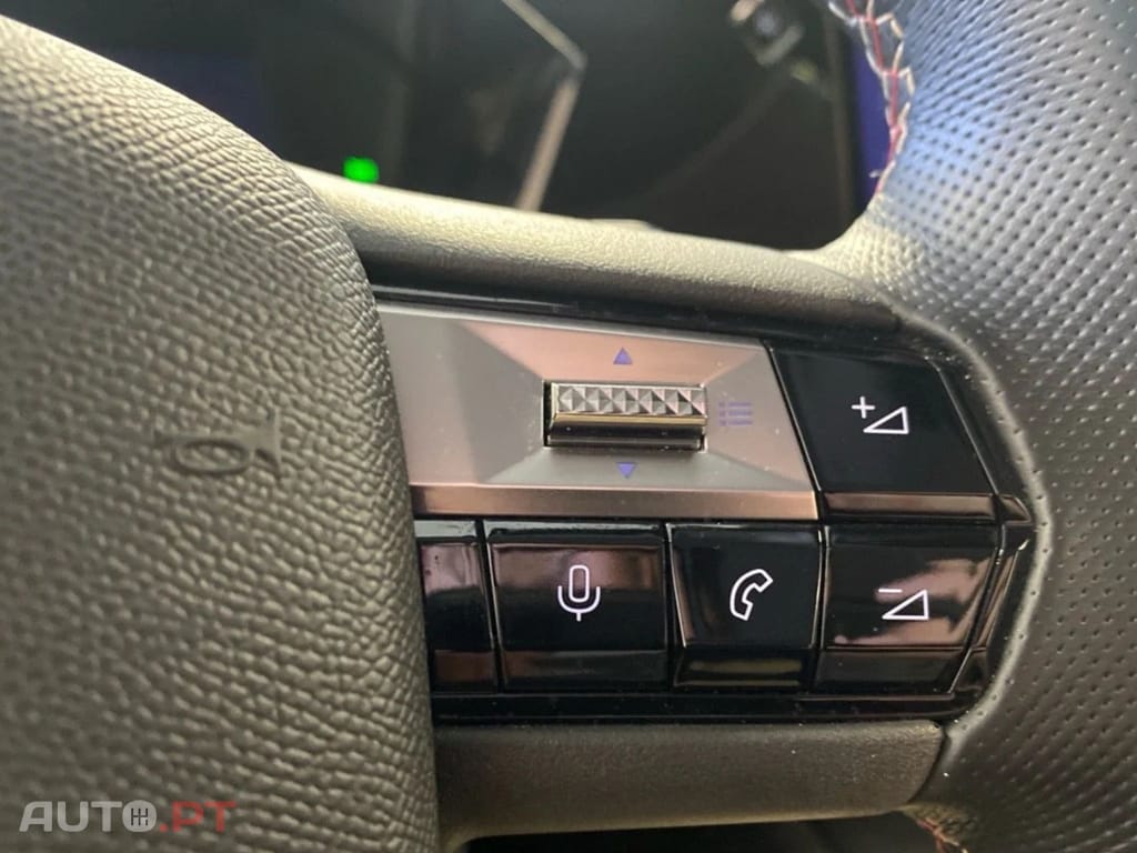 DS DS4 1.2 Puretech 130 EAT8 Performance Line