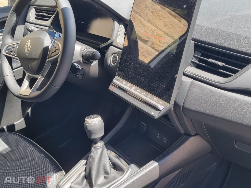 Renault Captur 1.0 TCe Techno Bi-Fuel