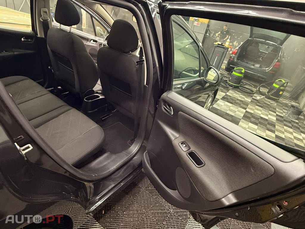 Peugeot 207 SW HDI