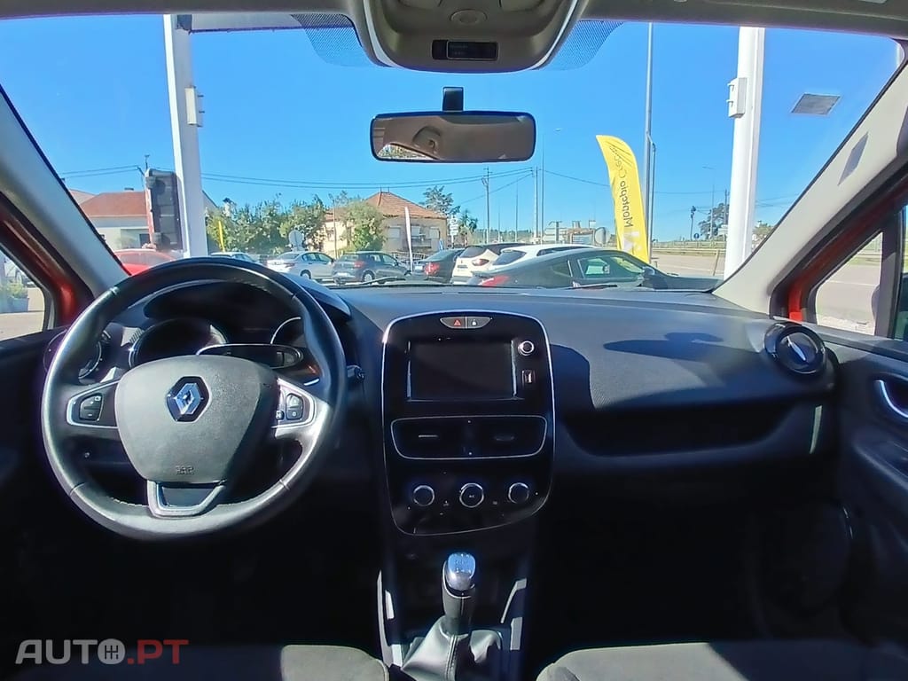Renault Clio 0.9 TCe Limited Bi-Fuel