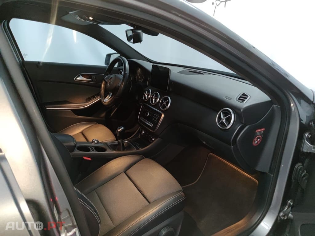 Mercedes-Benz A 180 d Fleet Pack Style