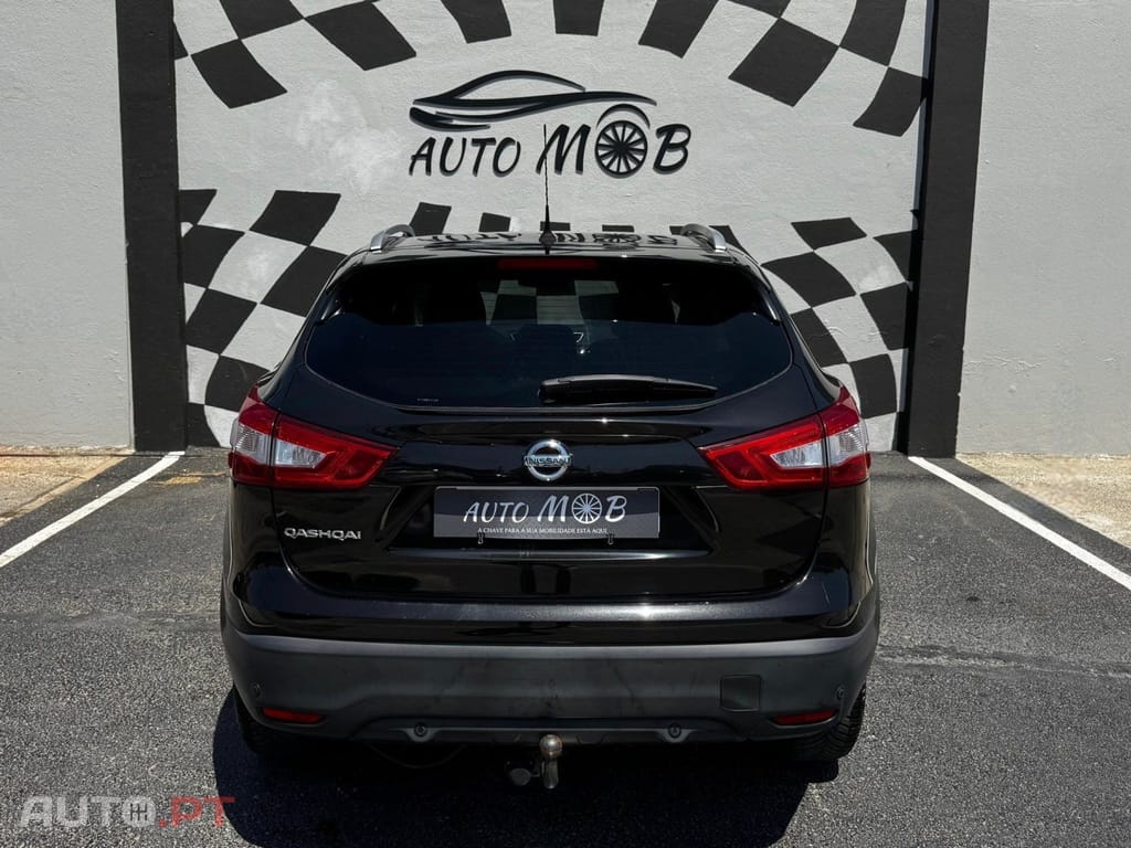 Nissan Qashqai 1.2 DIG-T N-Connecta PS Xtronic