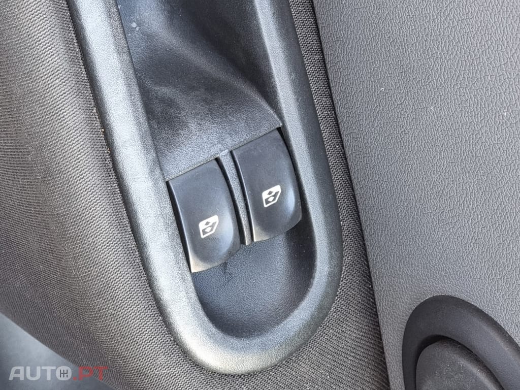 Renault Clio 1.2 16V Confort