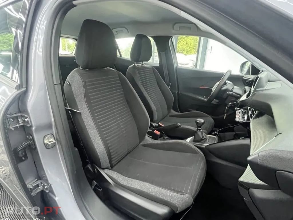 Peugeot 2008 1.2 PureTech Active