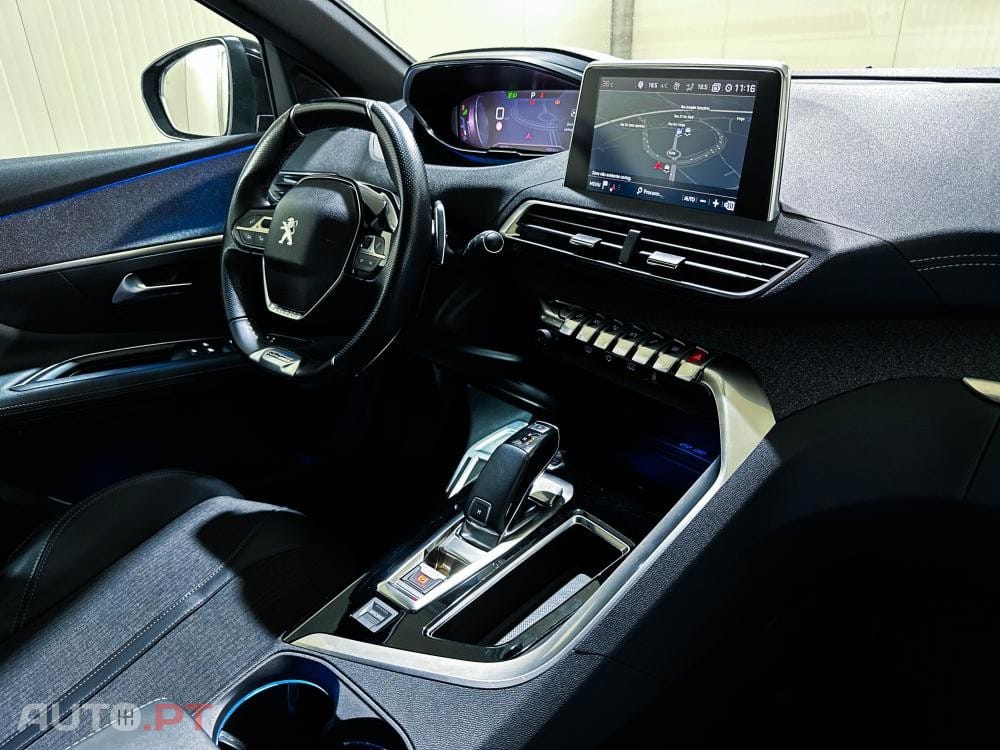 Peugeot 3008 1.6 PureTech GT EAT8
