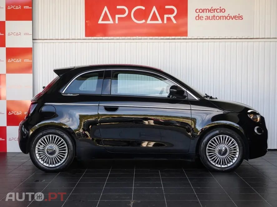 Fiat 500e 42 kWh Icon