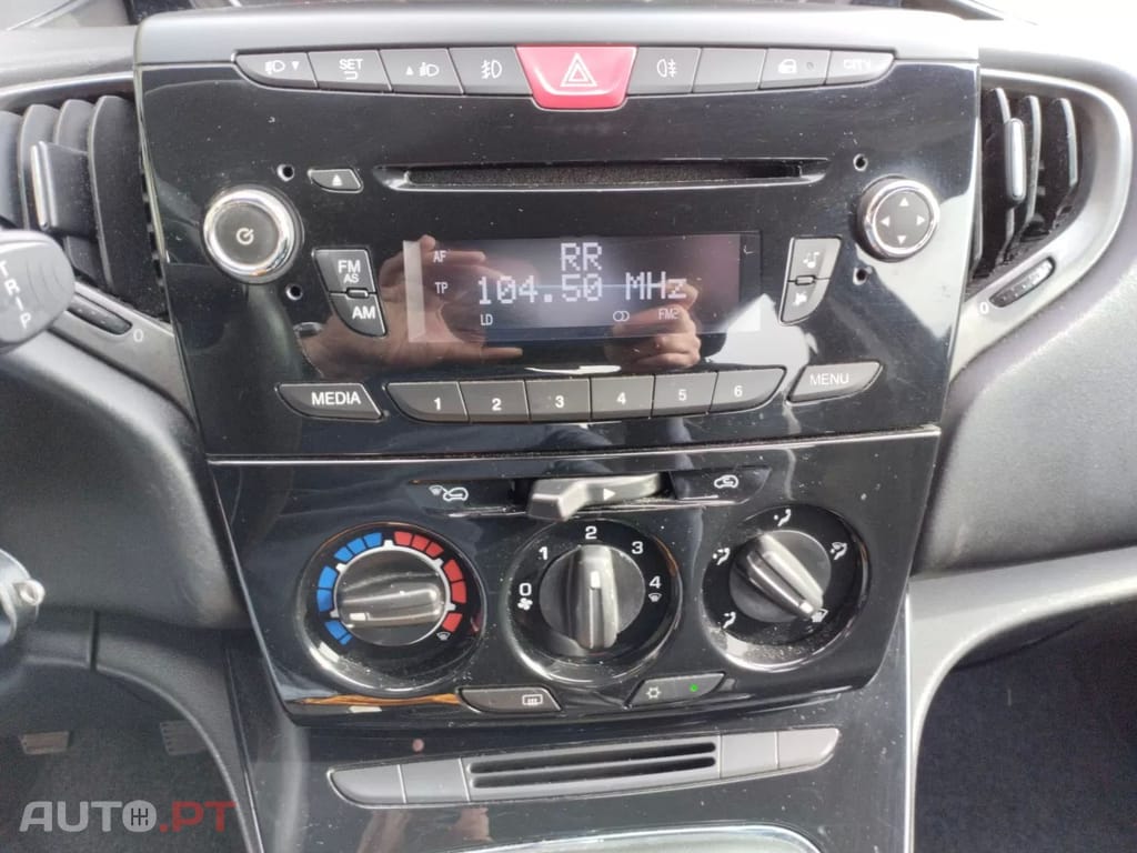 Lancia Ypsilon 1.2 S&S Gold