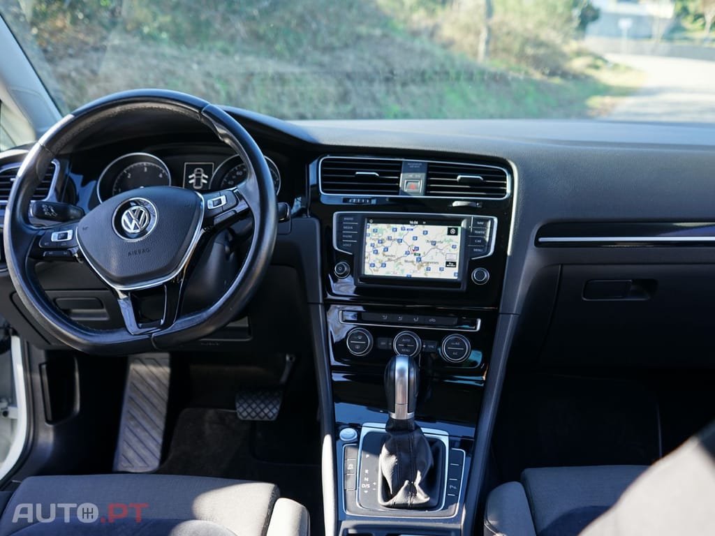 Volkswagen Golf Highline