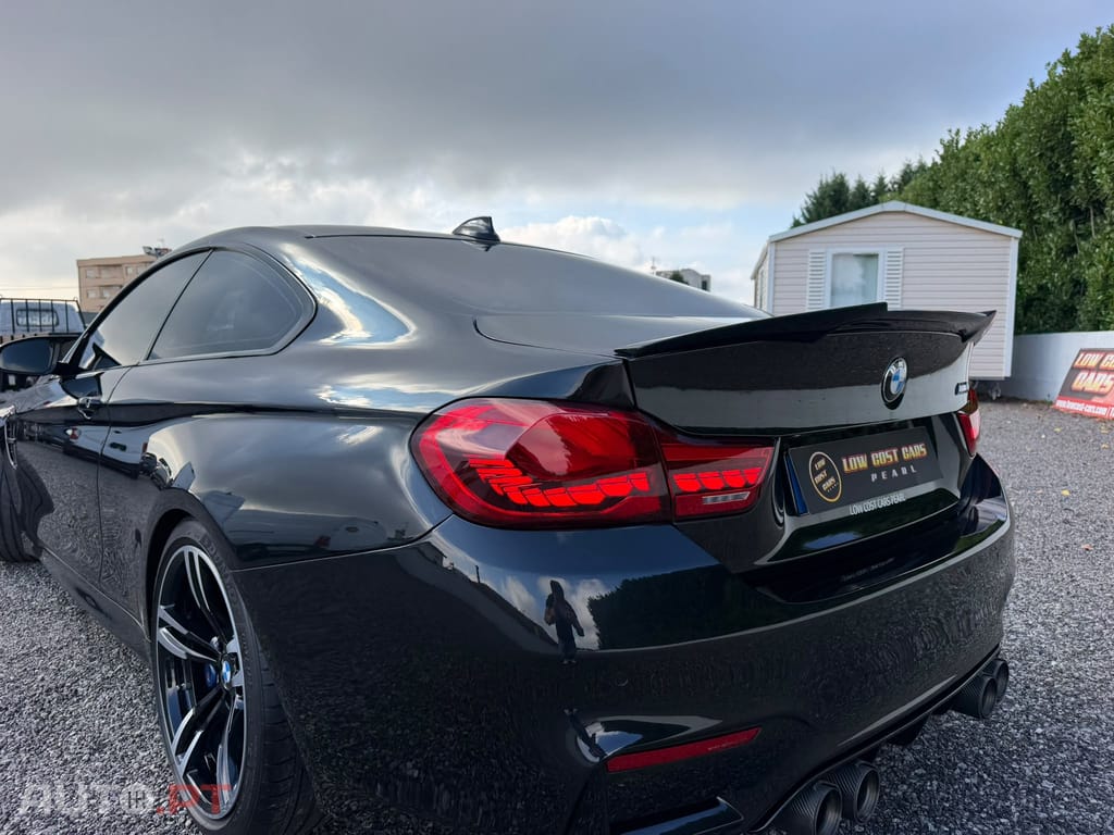 BMW M4 Auto