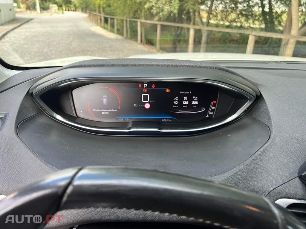 Peugeot 3008 1.5 BlueHDi Allure EAT8