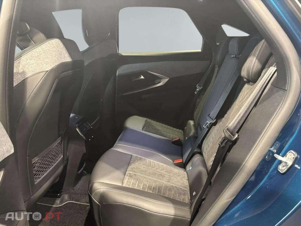 Peugeot 3008 Business GT HYBRID 