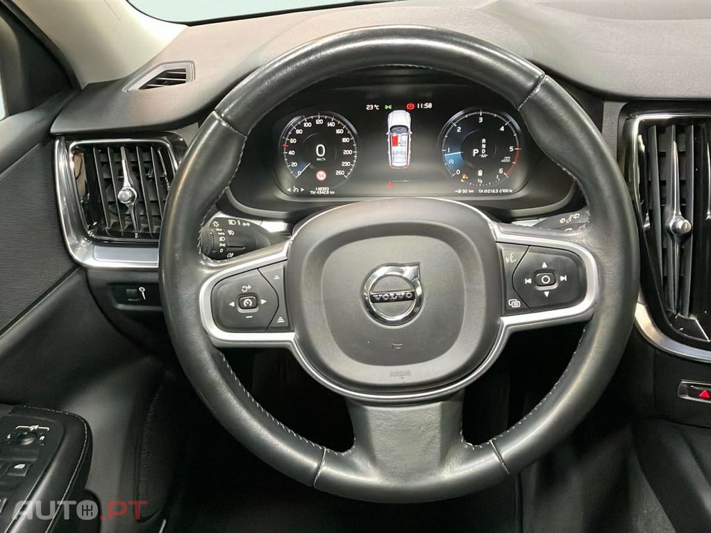 Volvo V60 2.0 B4 Momentum Plus Geartronic