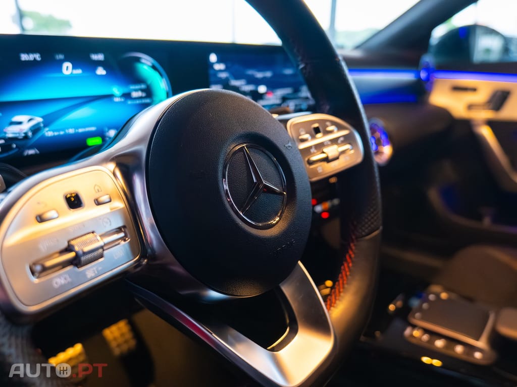 Mercedes-Benz CLA 250 e AMG Line