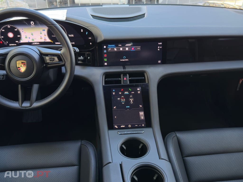 Porsche Taycan Sport Turismo