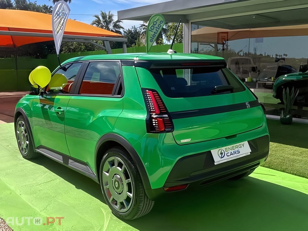 Renault 5 40 kWh Evolution Autonomia Urbana