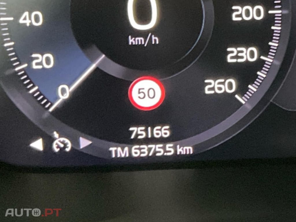 Volvo XC40 1.5 T5 PHEV R-Design Expression