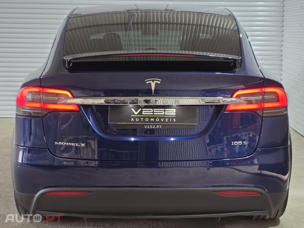 Tesla Model X 100D
