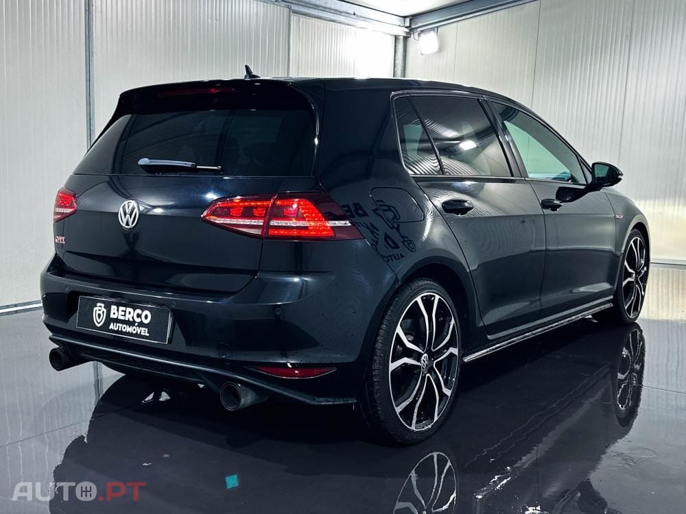Volkswagen Golf GTi DSG