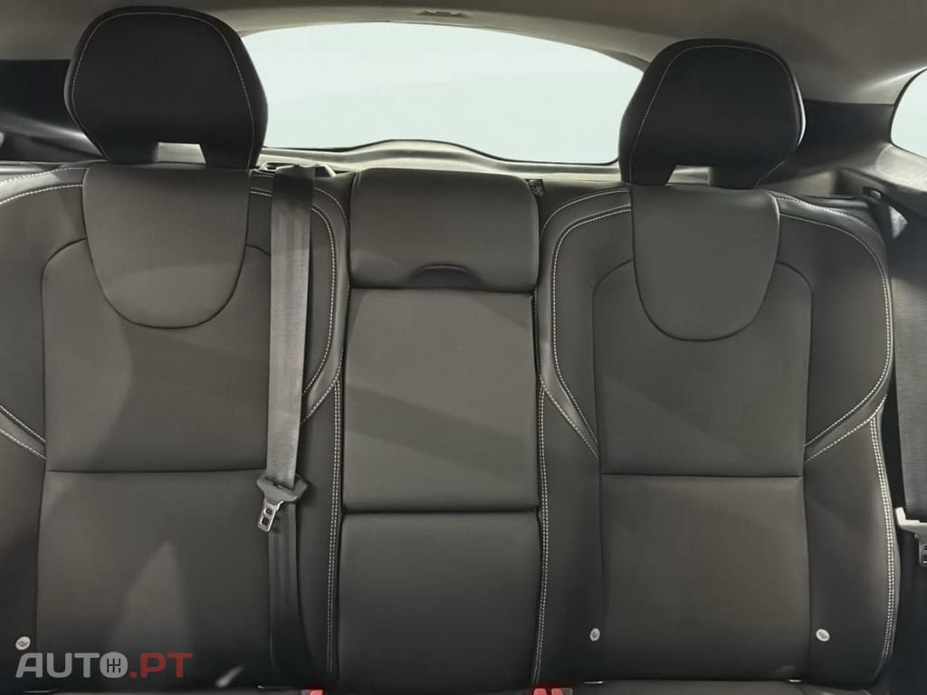 Volvo V40 2.0 D3 Momentum