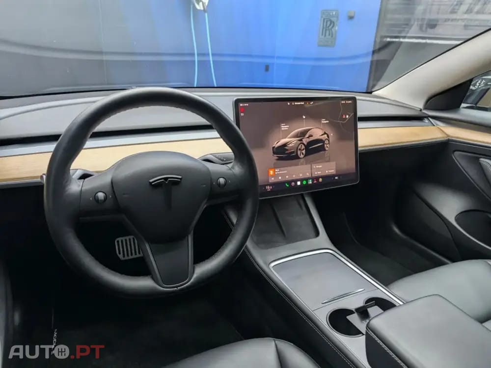 Tesla Model 3 Standard Range Plus RWD