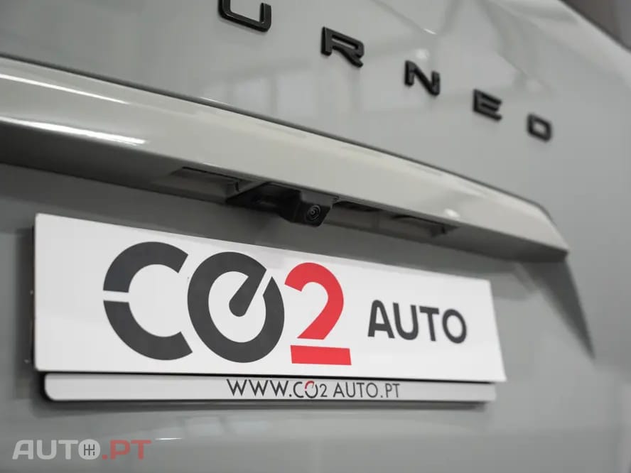 Ford Tourneo 1.0 EcoBoost Titanium