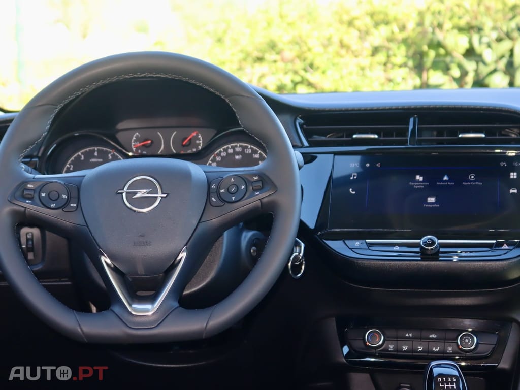 Opel Corsa 1.2 T Elegance