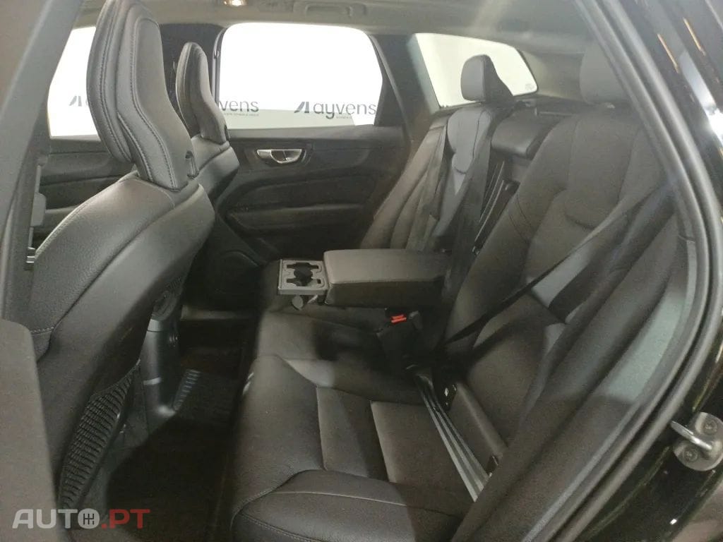 Volvo XC60 2.0 T6 PHEV Plus Bright AWD