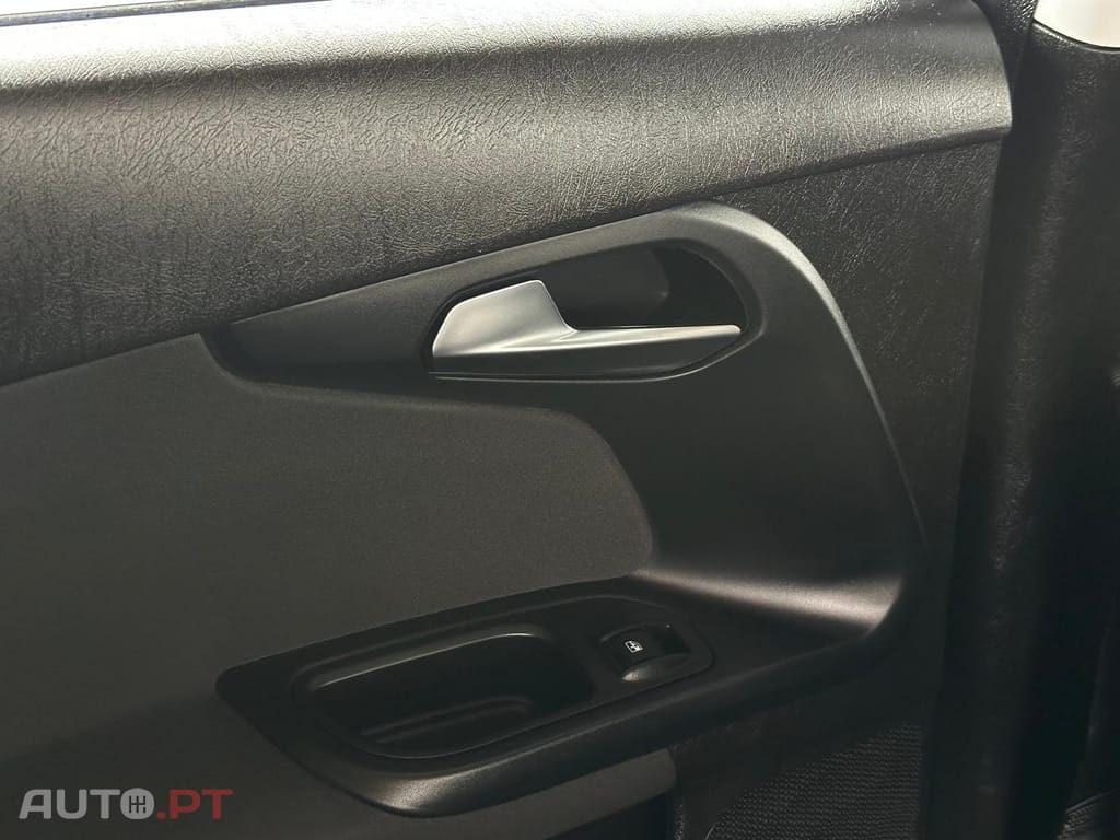 Fiat Tipo 1.3 M-Jet Easy J17