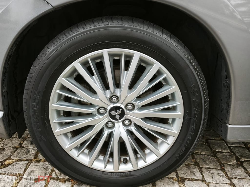 Mitsubishi Outlander 2.4 PHEV Intense