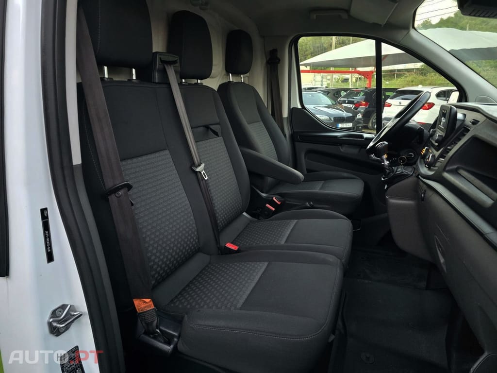 Ford Transit CUSTOM FOURGON 280 L1H1 2.0 ECOBLUE 105 TREND BUSINESS
