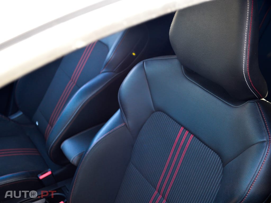 Renault Clio 1.6 E-Tech RS Line