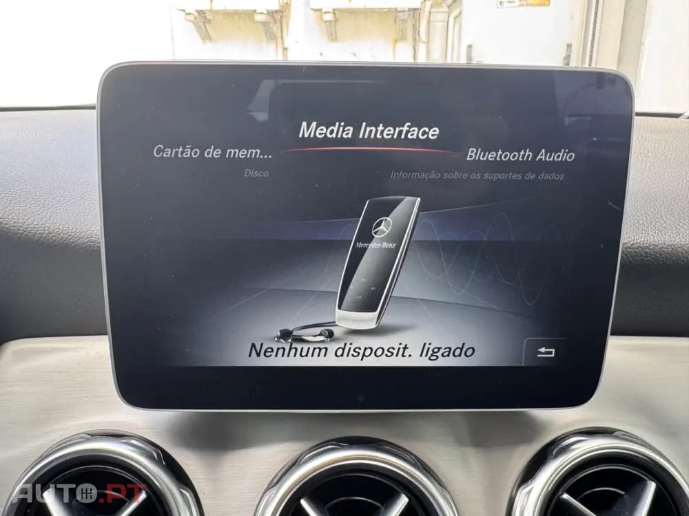 Mercedes-Benz GLA 200 d 7G-DCT AMG Line