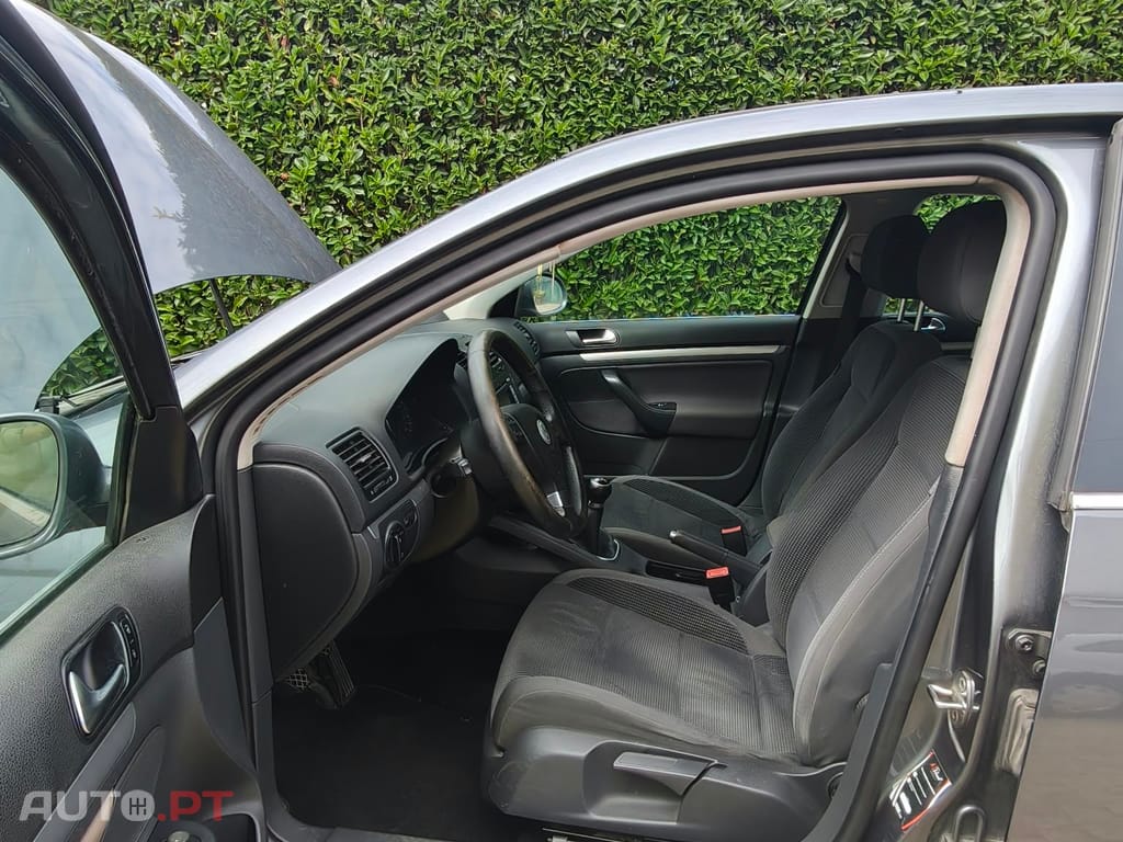 Volkswagen Jetta 1.9 TDi Confortline