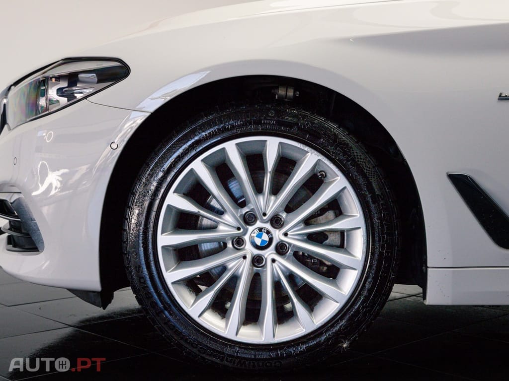 BMW 520 d Line Luxury Auto