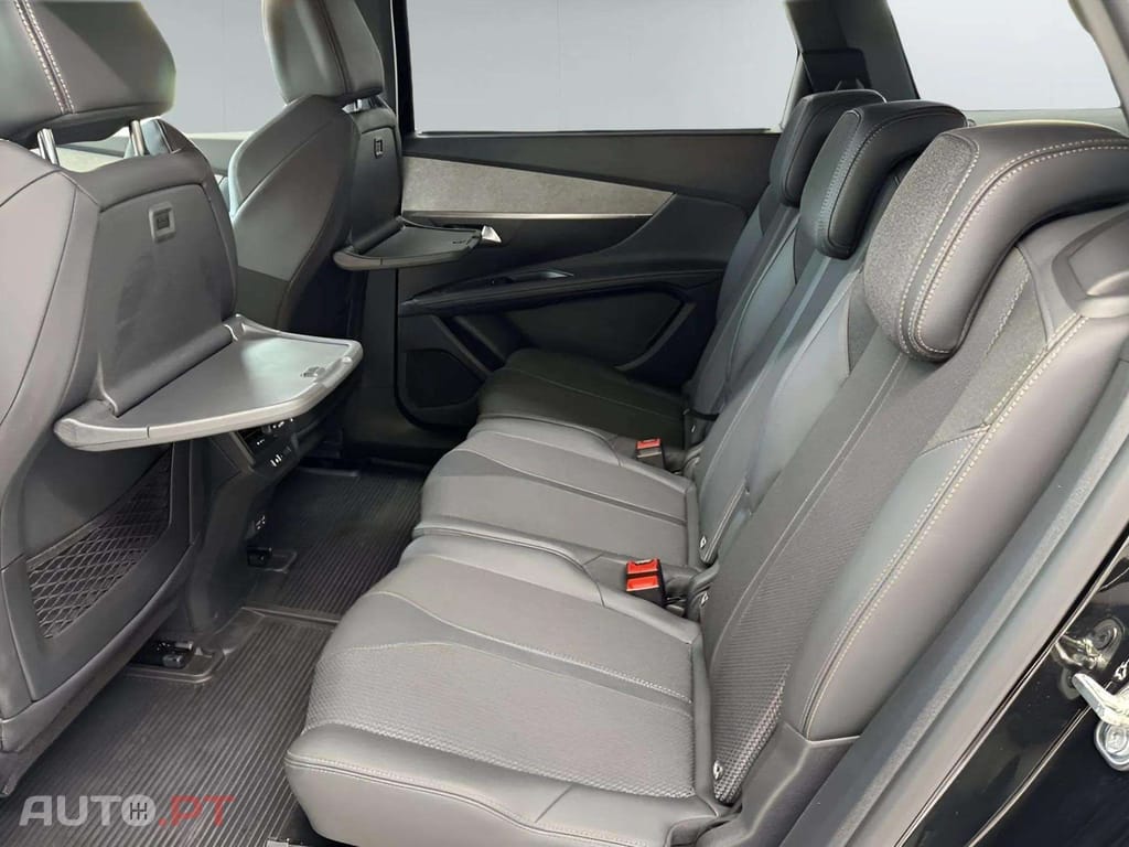 Peugeot 5008 BlueHDi 130 EAT8 GT 