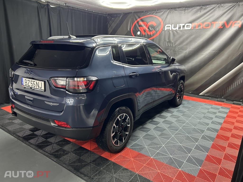 Jeep Compass 1.3 TG 4Xe Trailhawk