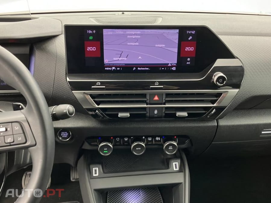 Citroen C4 1.2 PureTech Shine EAT8