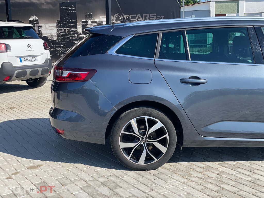 Renault Mégane Sport Tourer 1.5 Blue dCi Bose Edition